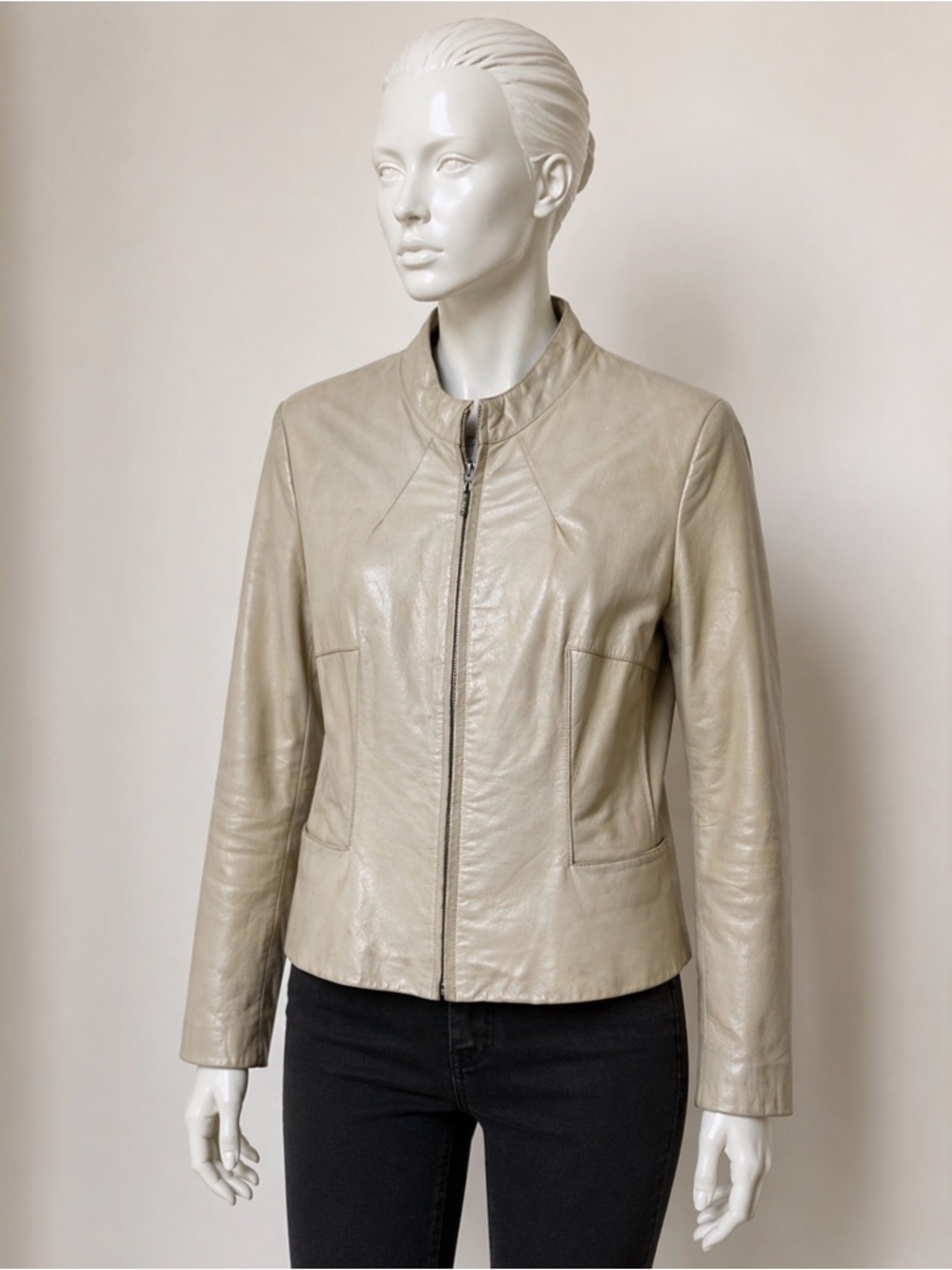 Wilsons Leather Beige Cream Leather Zip-Front Womens Jacket Medium